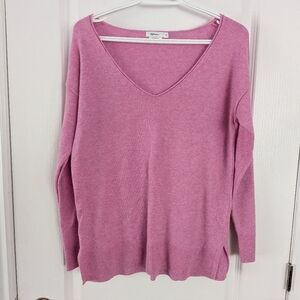 Reitmans cashmere blend v neck sweater pink small